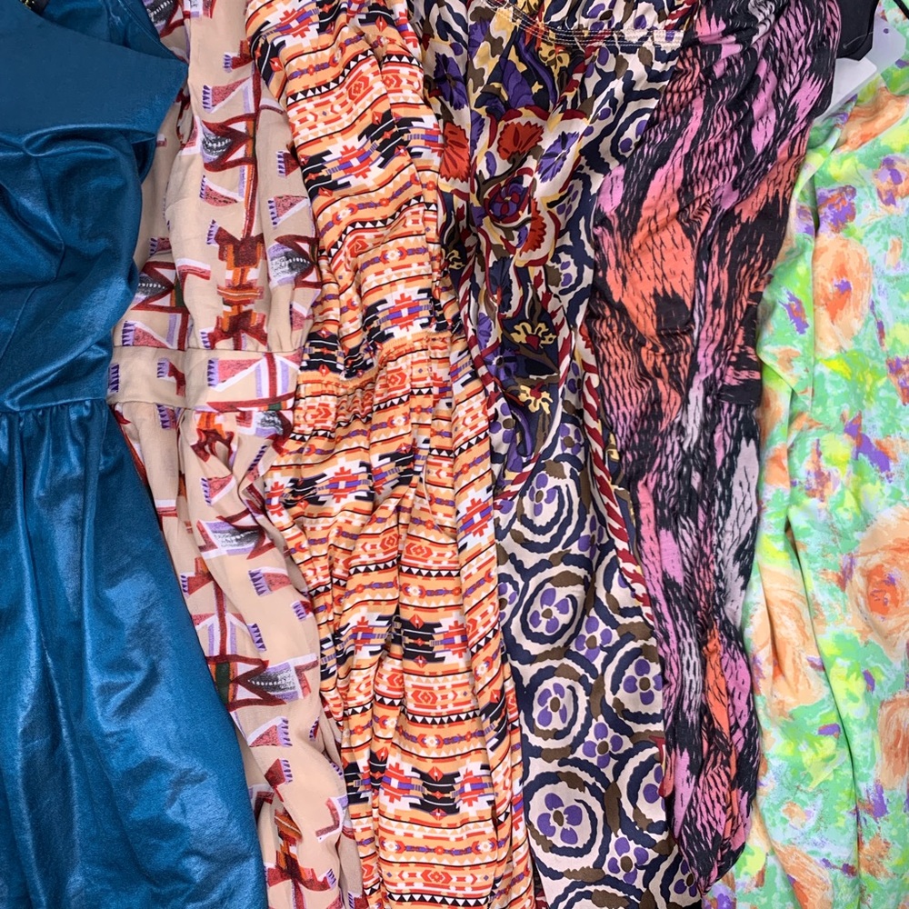 6 Dresses Sm Predictable Package “Mystery Box”